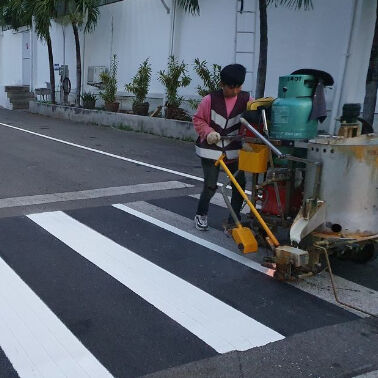 Beli Perlengkapan Pengecatan yang Kuat Cat Jalur Jalan Termoplastik Powder Cat Penanda Putih Kuning untuk Aplikasi Semprot Jalan pembuatan online